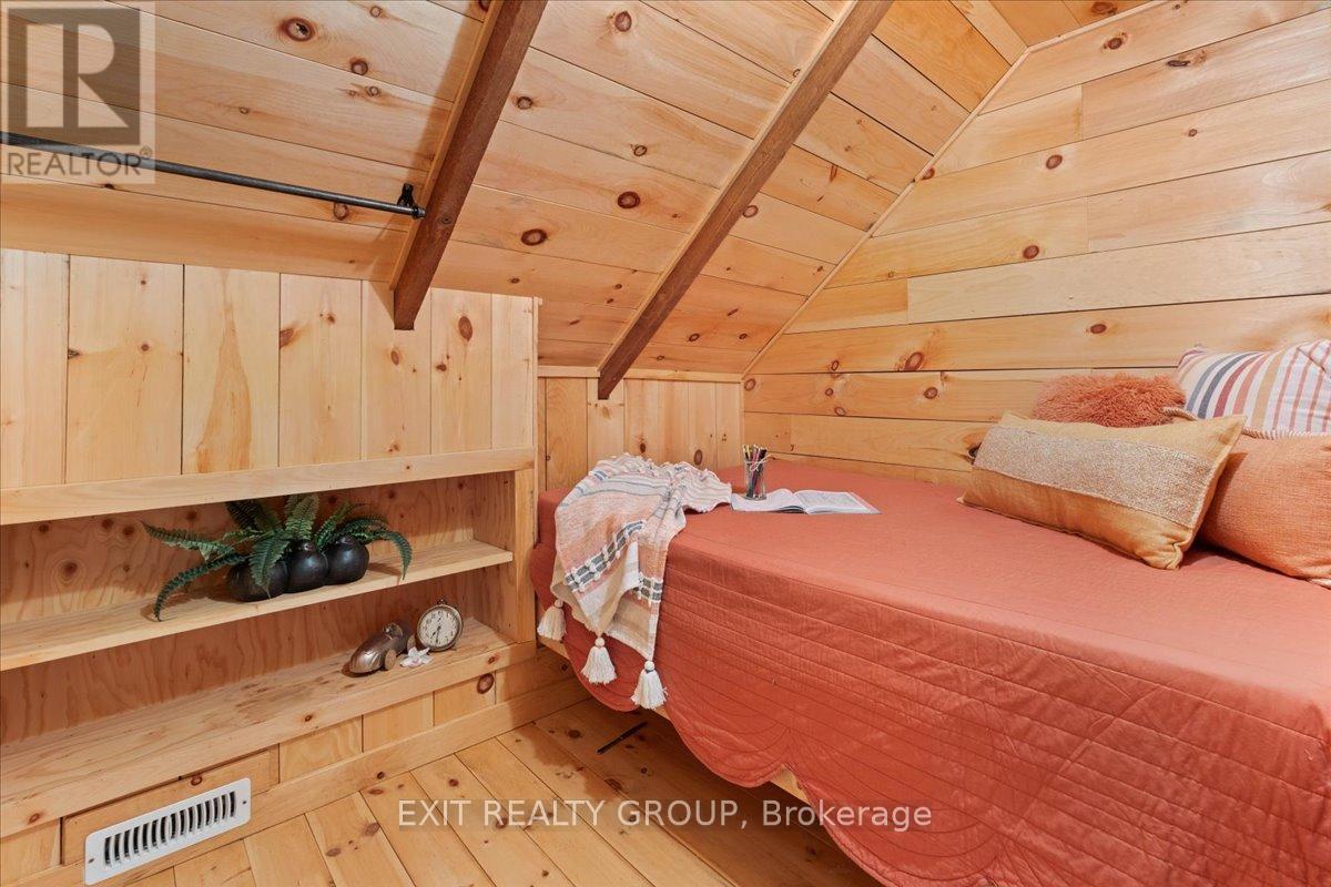 Photo 12 of 1106 Cooke Road, Stirlingrawdon ON