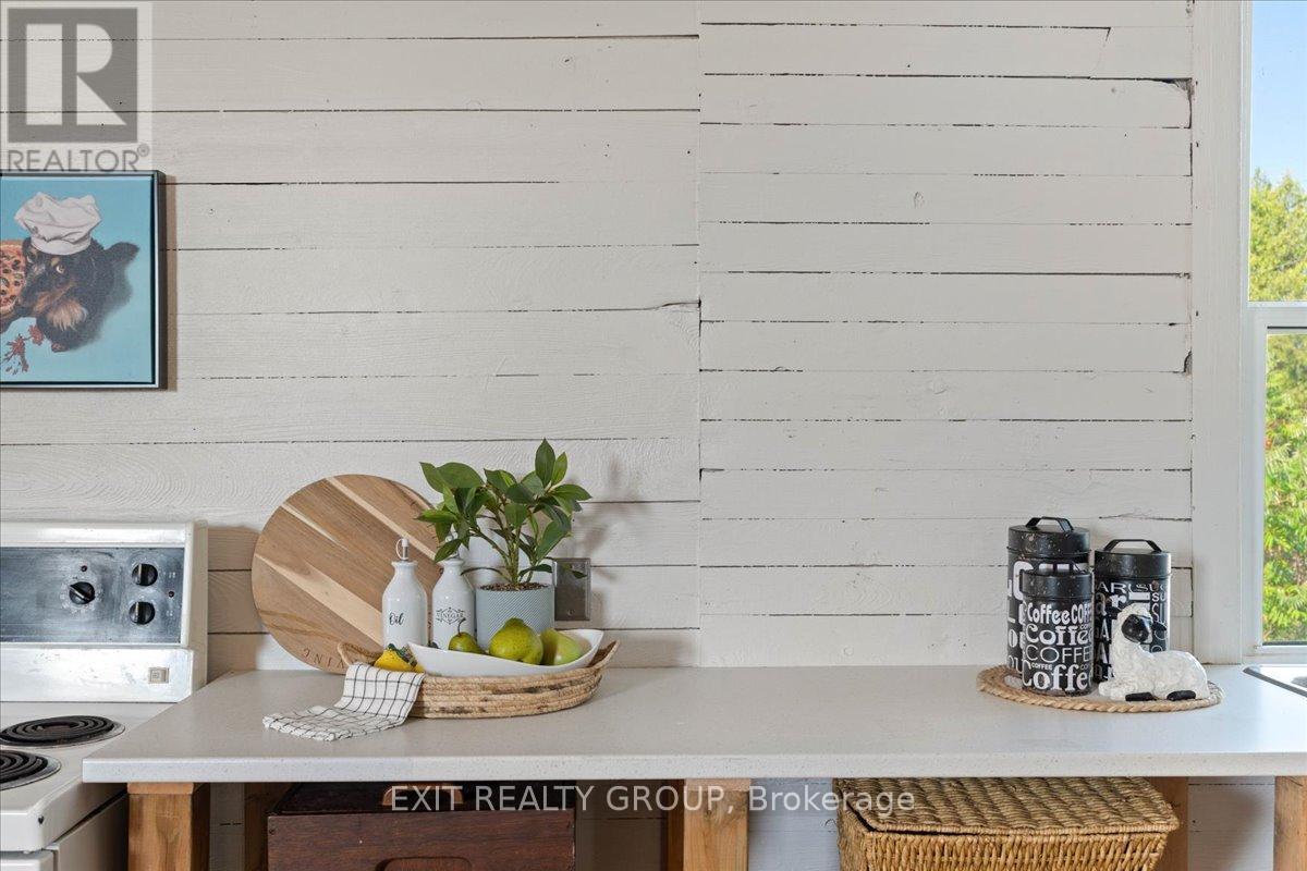 Photo 10 of 1106 Cooke Road, Stirlingrawdon ON