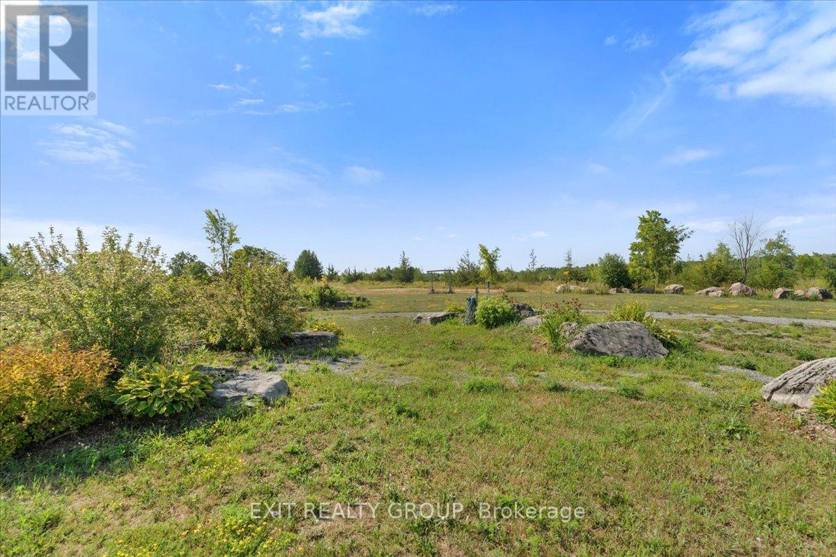Photo 9 of 1106 Cooke Road, Stirlingrawdon ON