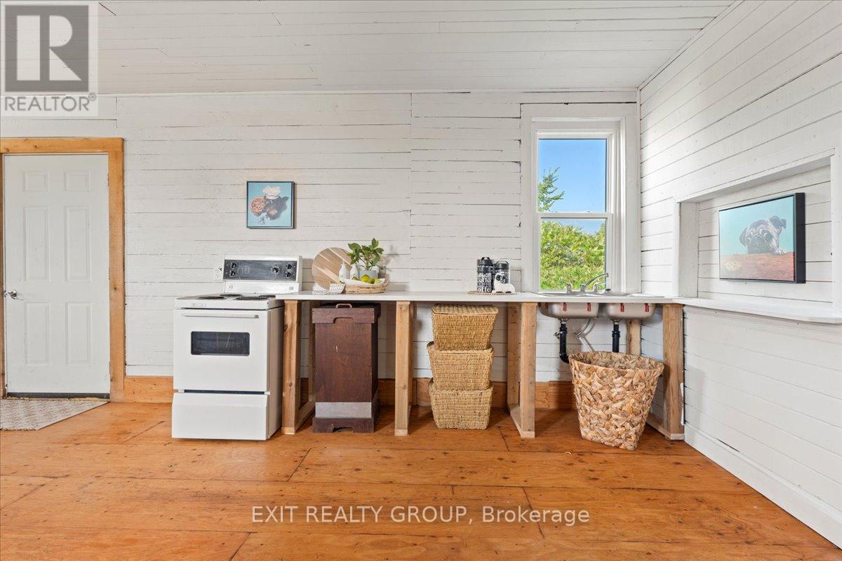 Photo 18 of 1106 Cooke Road, Stirlingrawdon ON