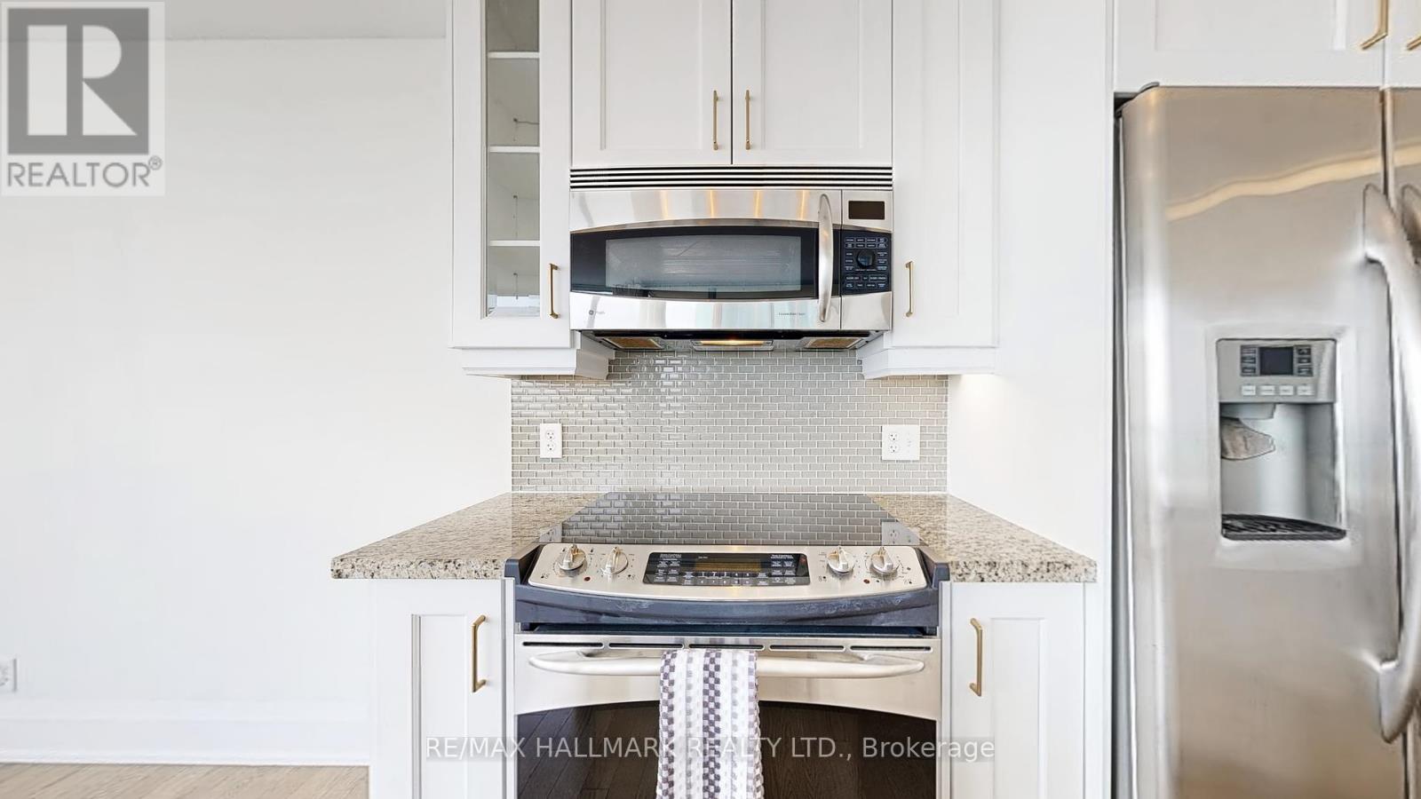 Photo 15 of 1607 1910 Lake Shore Boulevard W, Toronto ON