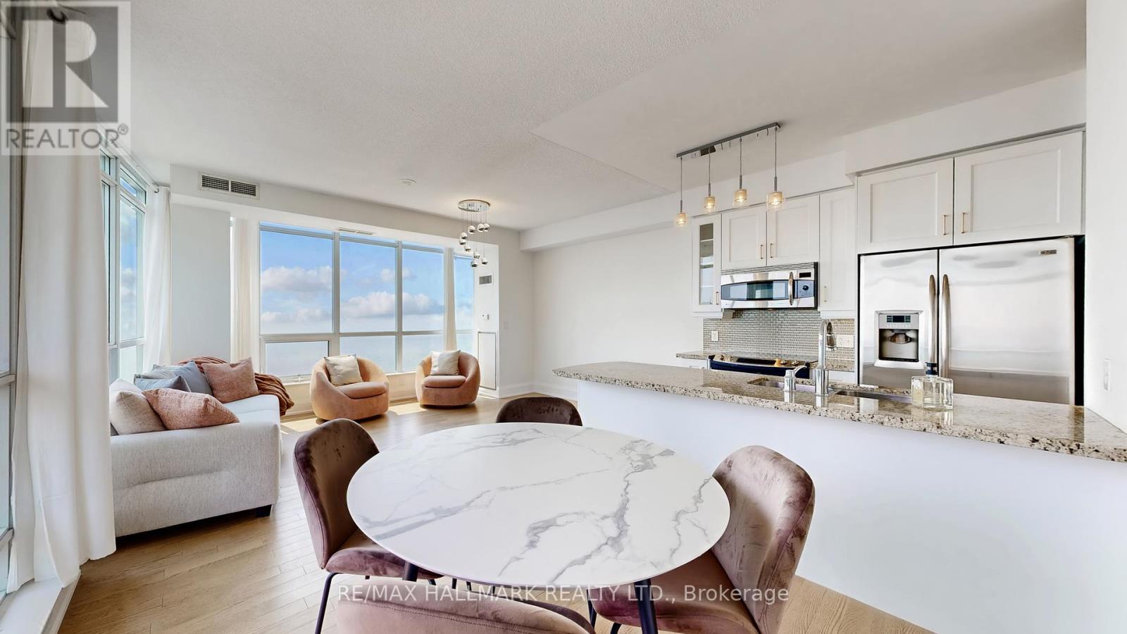 Photo 17 of 1607 1910 Lake Shore Boulevard W, Toronto ON