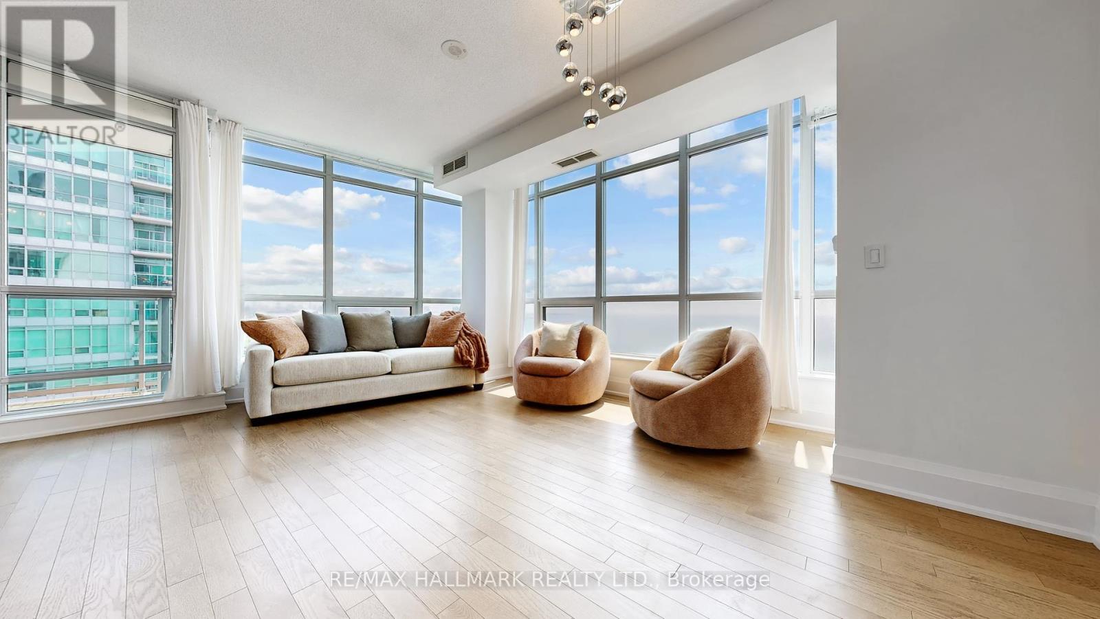 Photo 25 of 1607 1910 Lake Shore Boulevard W, Toronto ON
