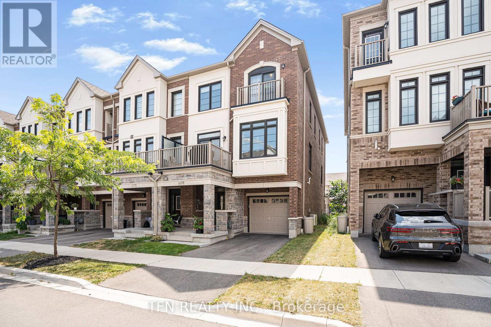 Photo 5 of 1179 Lloyd Landing, Milton ON