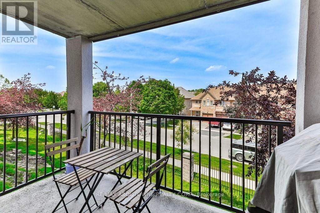 Photo 14 of 207 1421 Walkers Line, Burlington ON