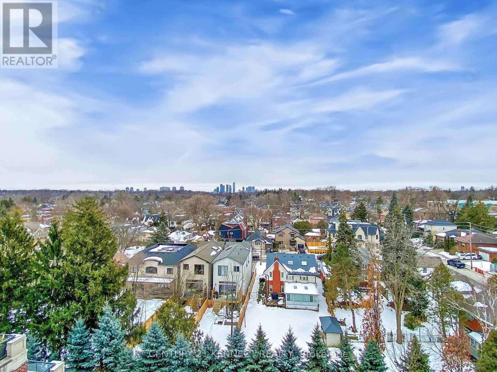 Photo 25 of 316 25 Earlington Avenue E, Toronto ON