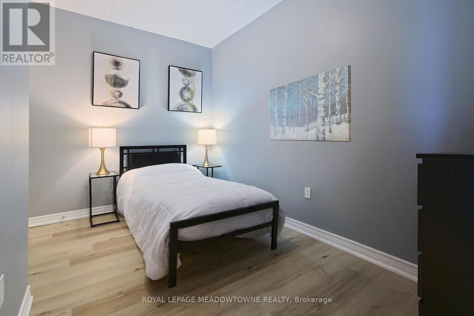 Photo 13 of 306 1421 Costigan Road, Milton ON