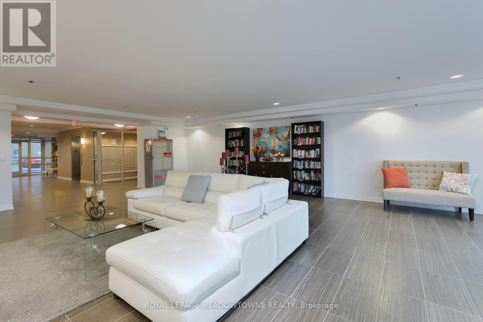 Photo 33 of 306 1421 Costigan Road, Milton ON