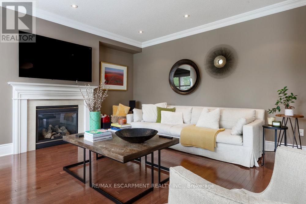 Photo 16 of 4212 Kane Crescent, Burlington ON