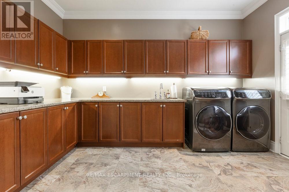 Photo 19 of 4212 Kane Crescent, Burlington ON