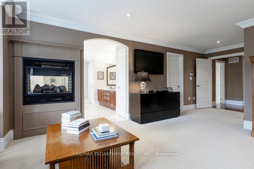 Photo 23 of 4212 Kane Crescent, Burlington ON