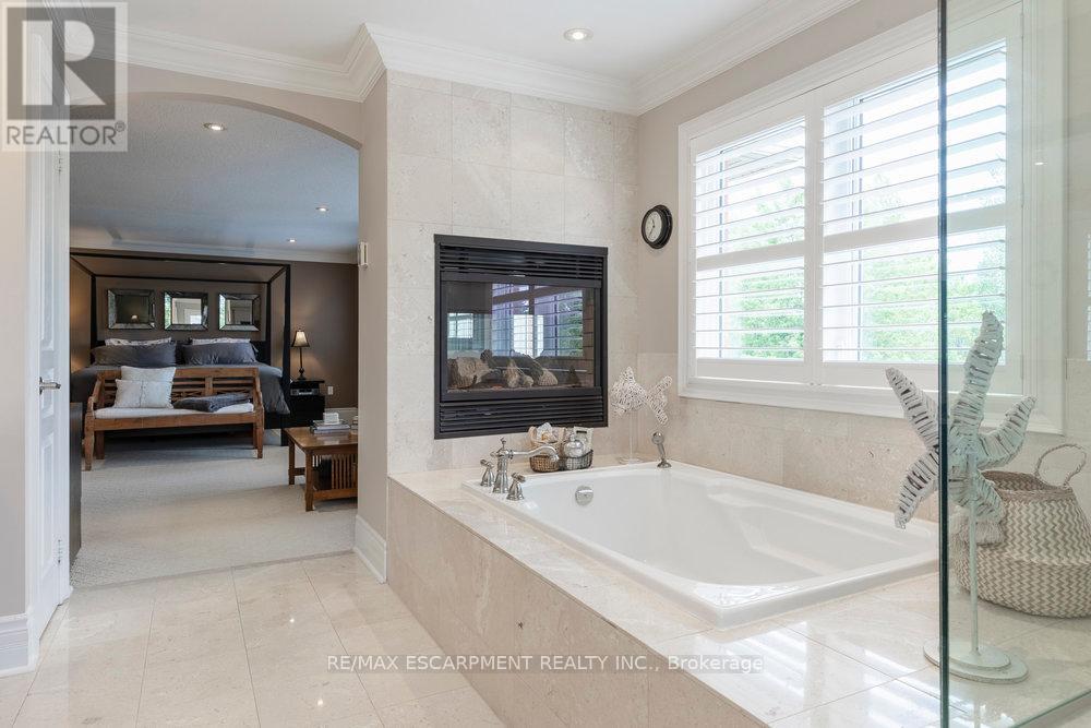 Photo 26 of 4212 Kane Crescent, Burlington ON