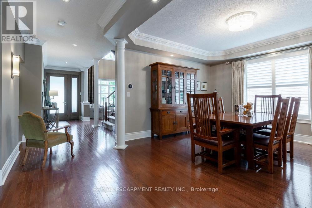 Photo 6 of 4212 Kane Crescent, Burlington ON