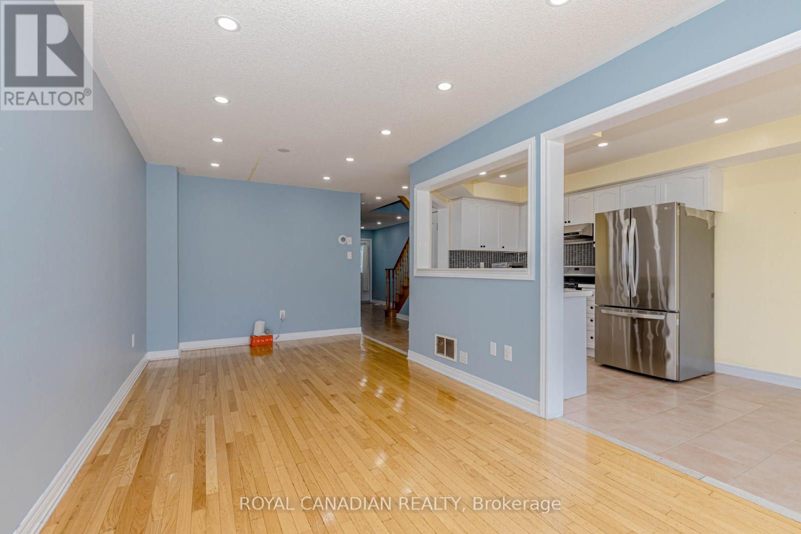 Photo 38 of Upper 3886 Manatee Way, Mississauga ON
