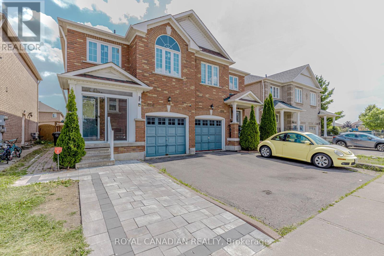 Photo 9 of Upper 3886 Manatee Way, Mississauga ON