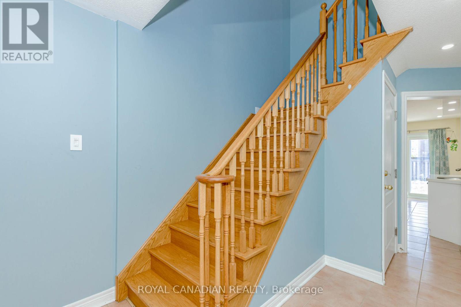 Photo 27 of Upper 3886 Manatee Way, Mississauga ON
