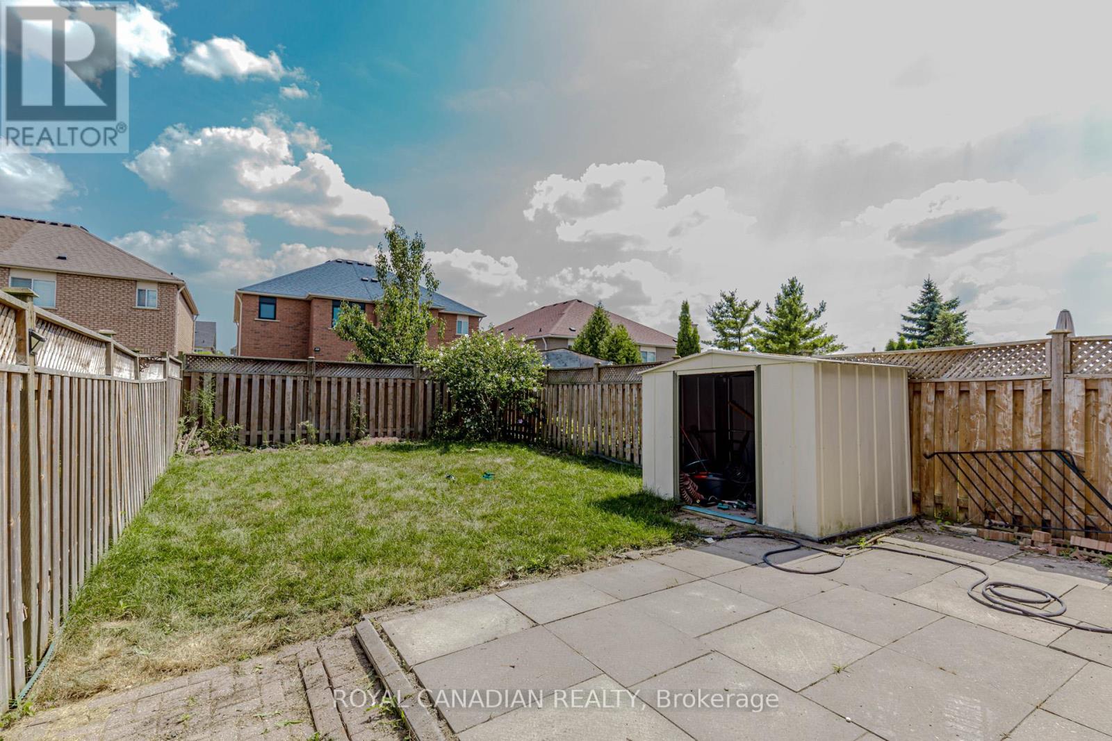 Photo 4 of Upper 3886 Manatee Way, Mississauga ON