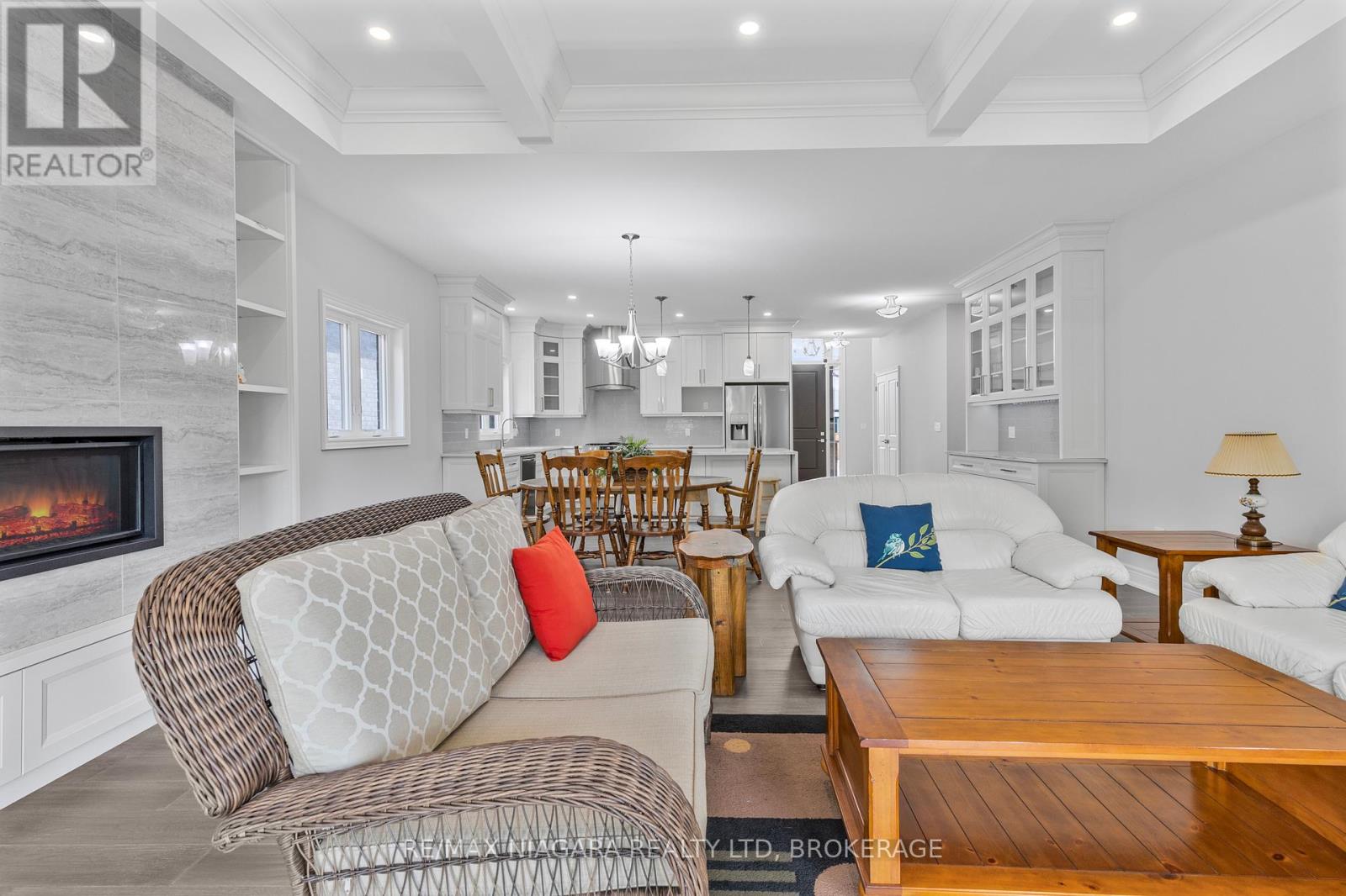 Photo 27 of 254 Lancaster Drive, Port Colborne ON
