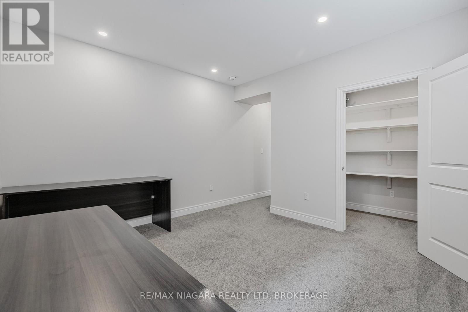 Photo 45 of 254 Lancaster Drive, Port Colborne ON