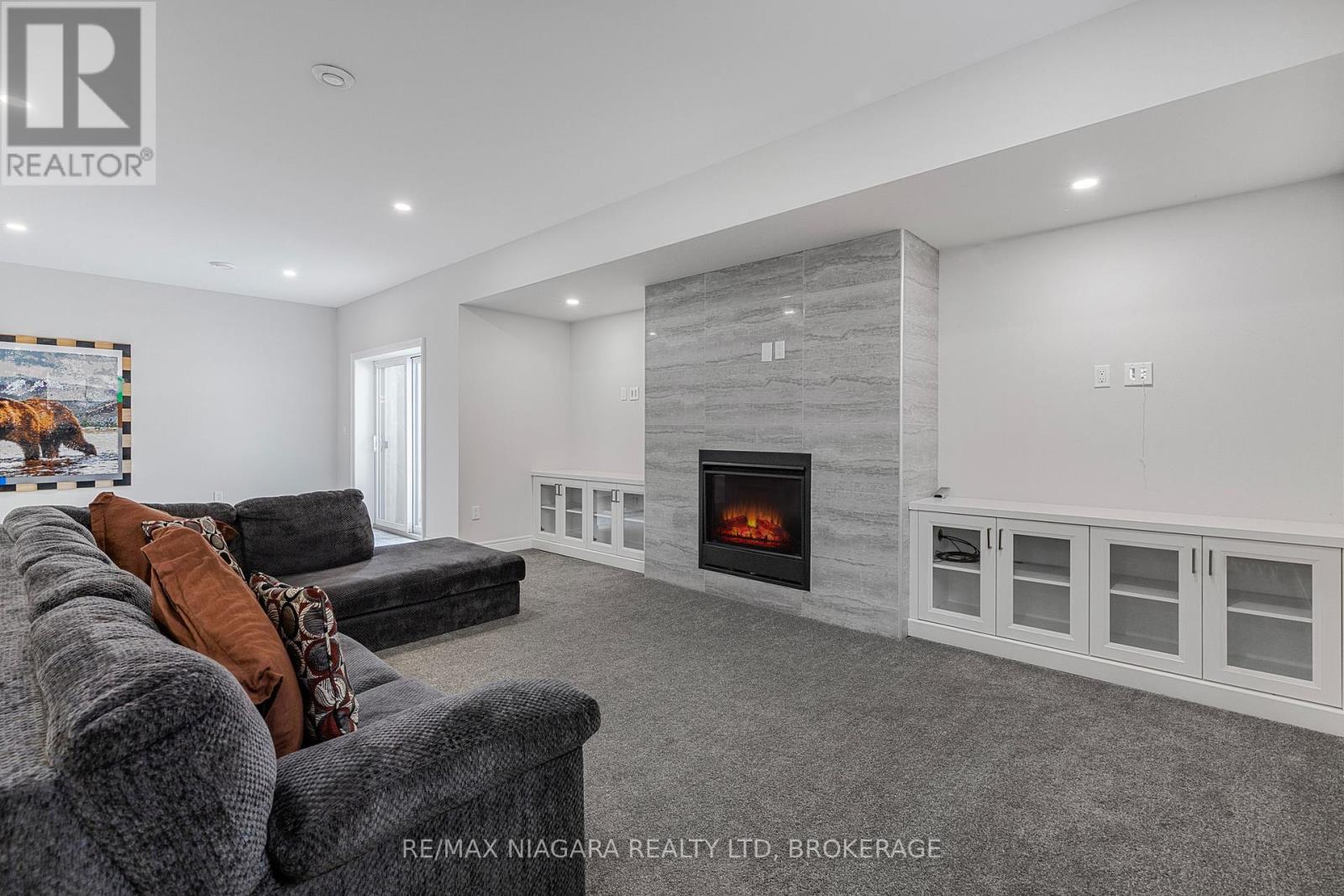 Photo 42 of 254 Lancaster Drive, Port Colborne ON