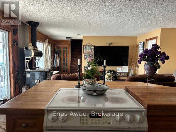 Photo 10 of 1051 Riverside Drive, Parry Sound Remote Area ON