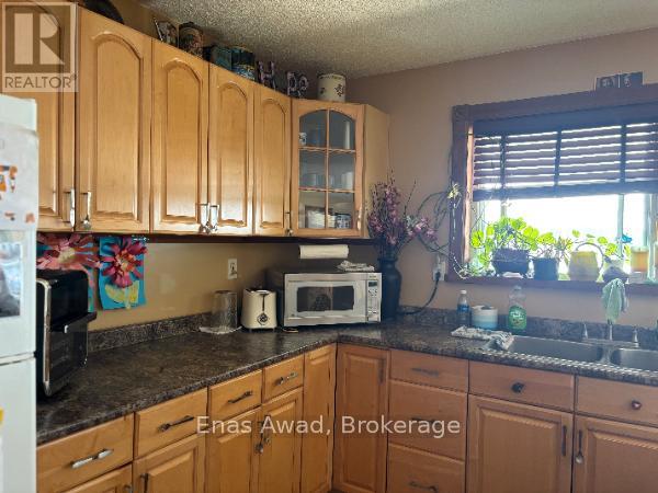 Photo 8 of 1051 Riverside Drive, Parry Sound Remote Area ON