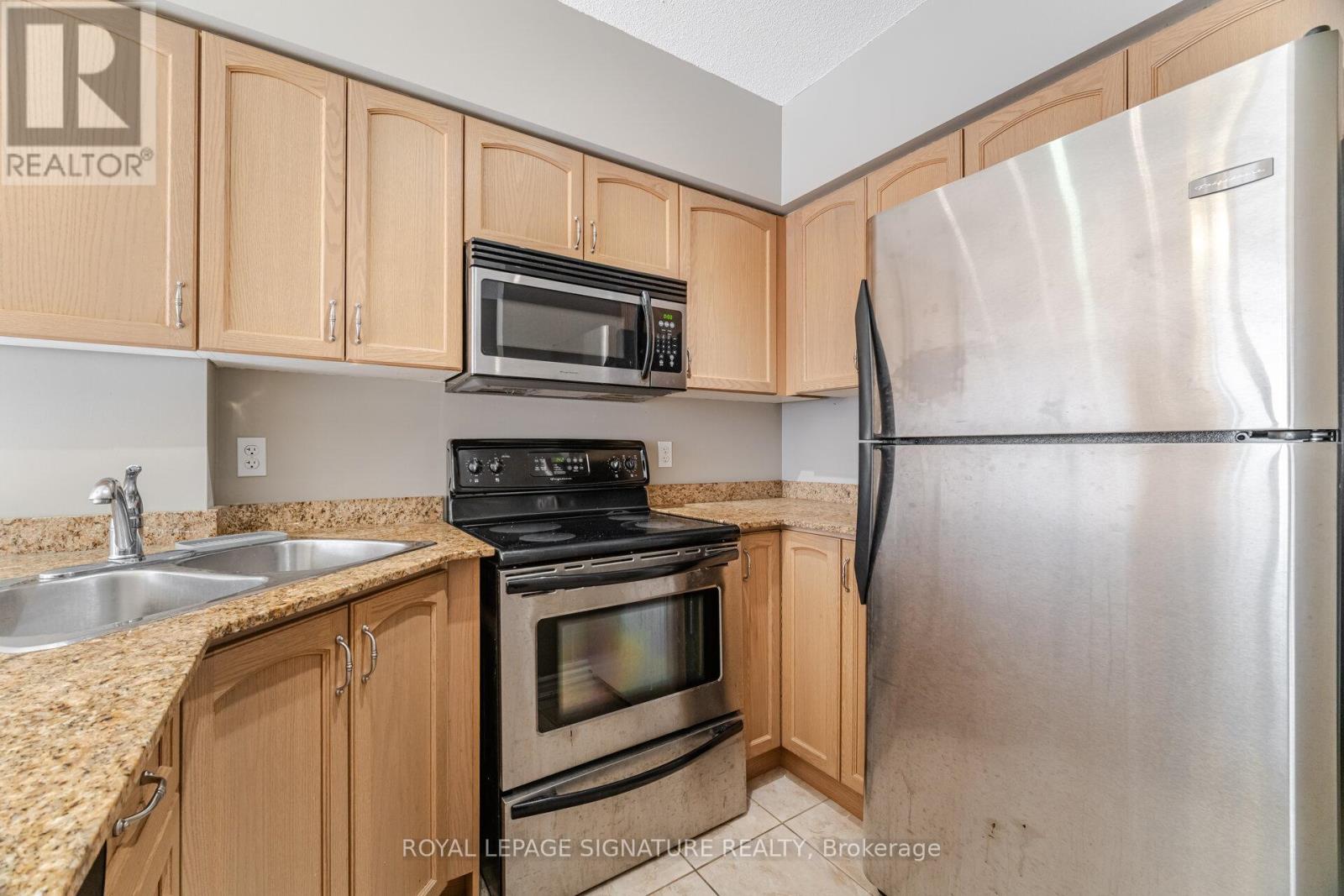 Photo 4 of 307 47 Caroline Street N, Hamilton ON