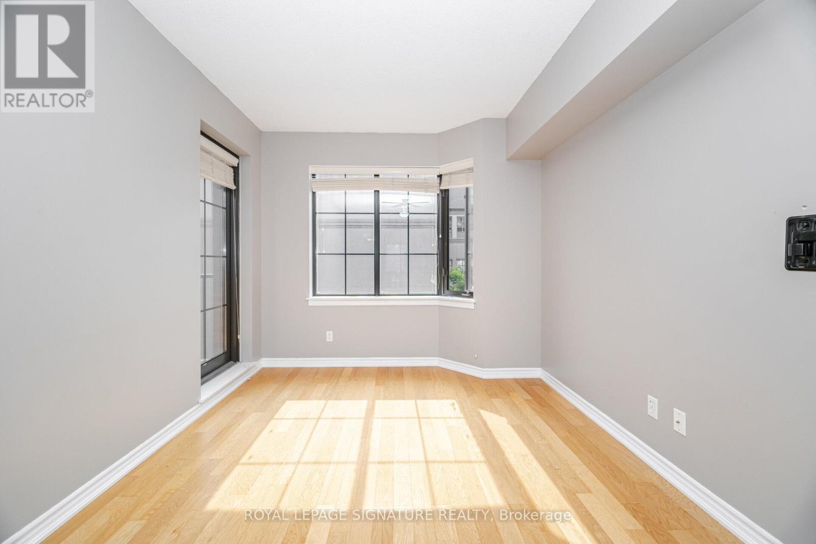 Photo 25 of 307 47 Caroline Street N, Hamilton ON
