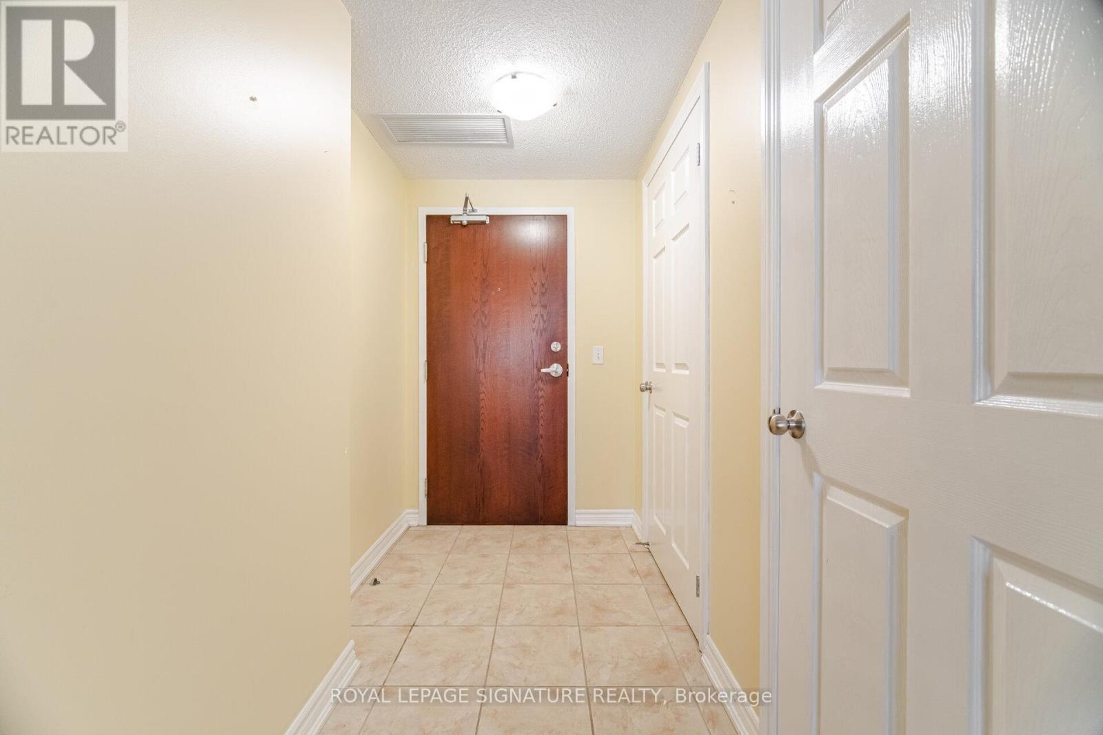 Photo 12 of 307 47 Caroline Street N, Hamilton ON