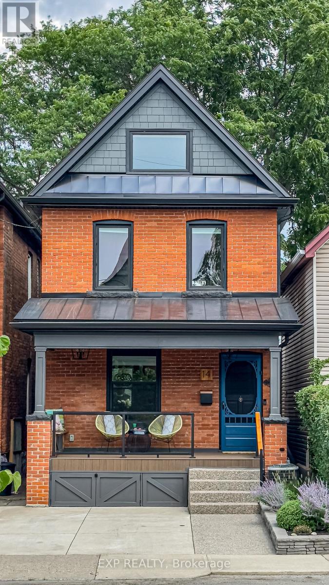 Photo 2 of 14 Chatham Street, Hamilton ON