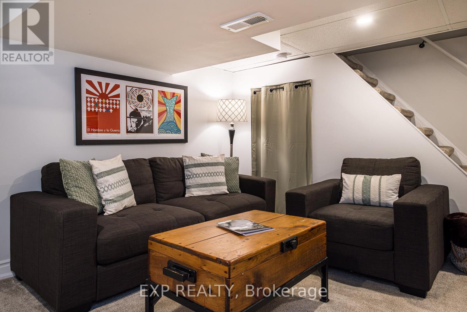 Photo 36 of 14 Chatham Street, Hamilton ON
