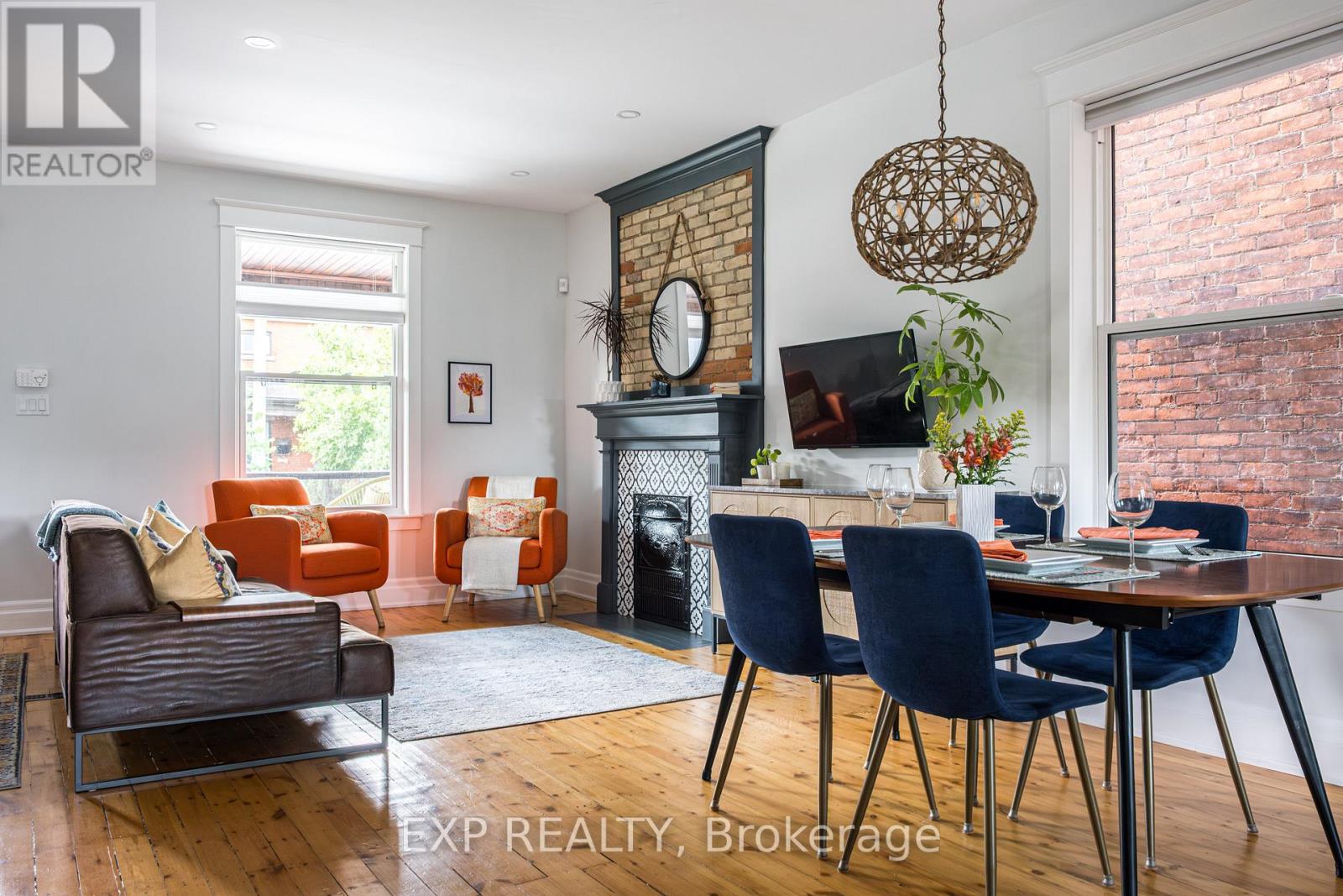 Photo 9 of 14 Chatham Street, Hamilton ON