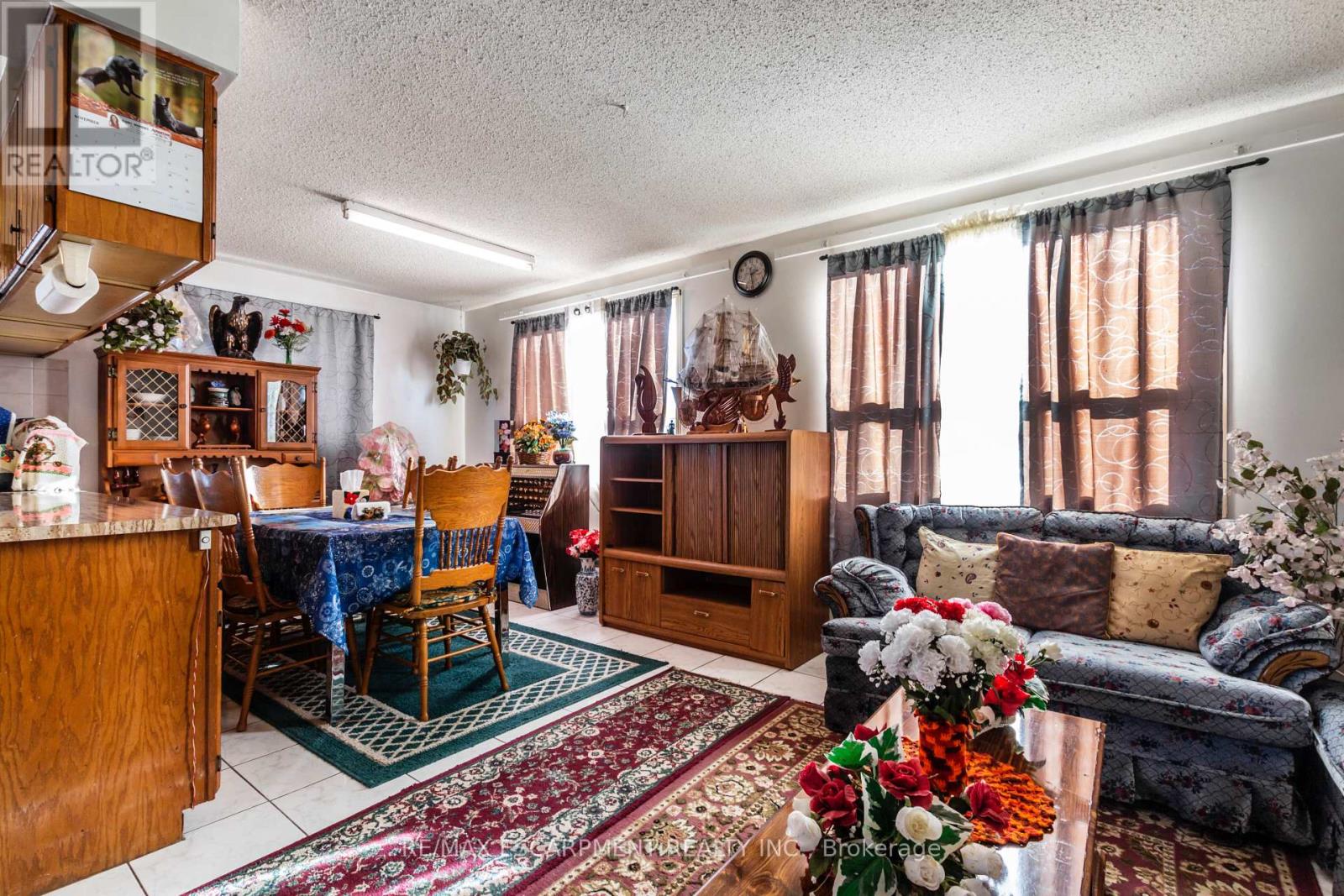 Photo 28 of 1295 Cannon Street E, Hamilton ON