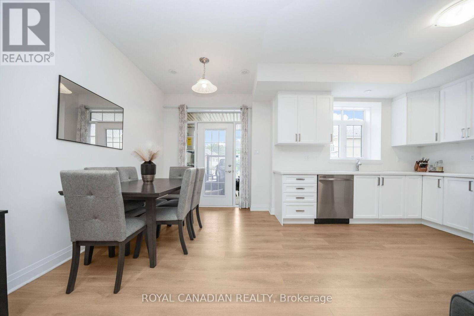 Photo 17 of 43 305 Garner Road, Hamilton ON