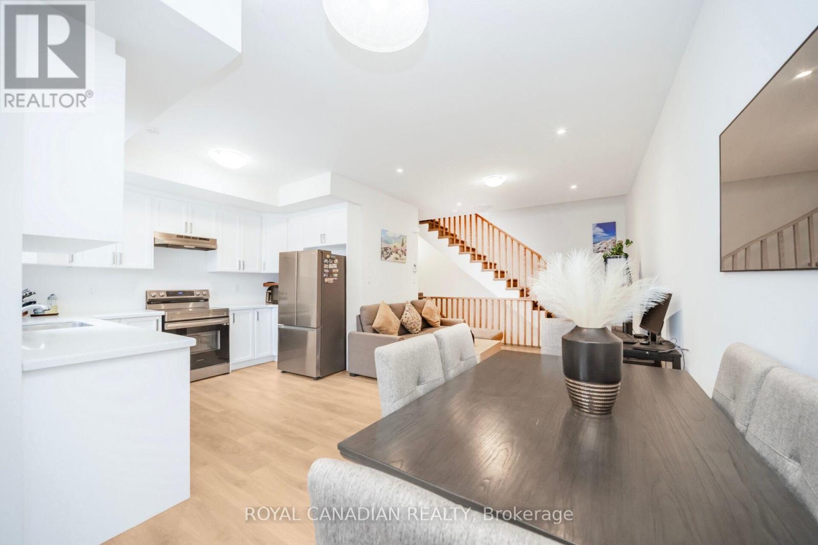 Photo 19 of 43 305 Garner Road, Hamilton ON