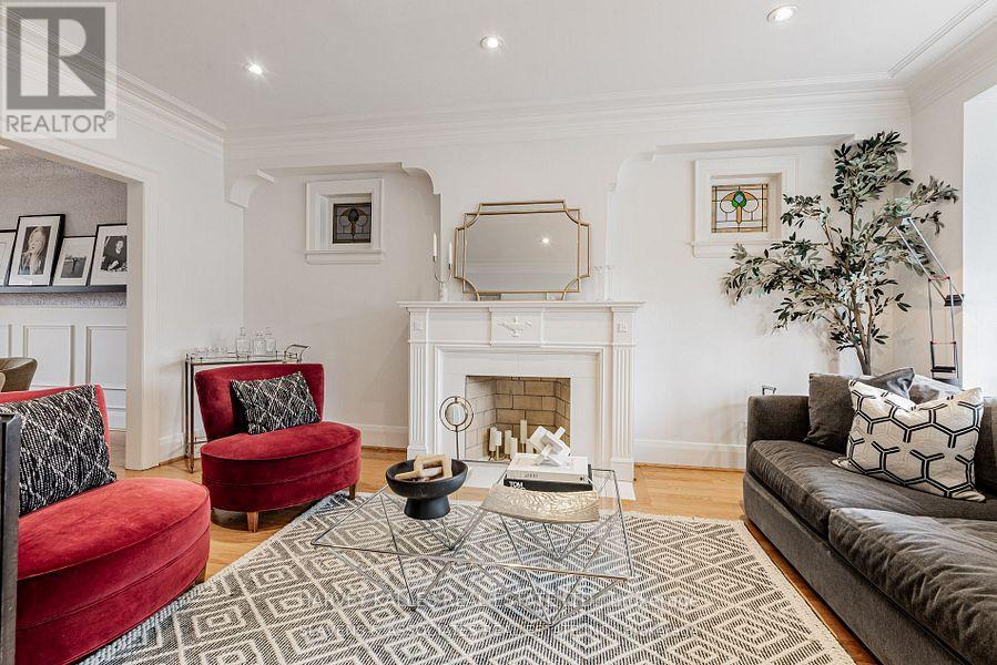 Photo 1 of 391 Castlefield Avenue, Toronto ON