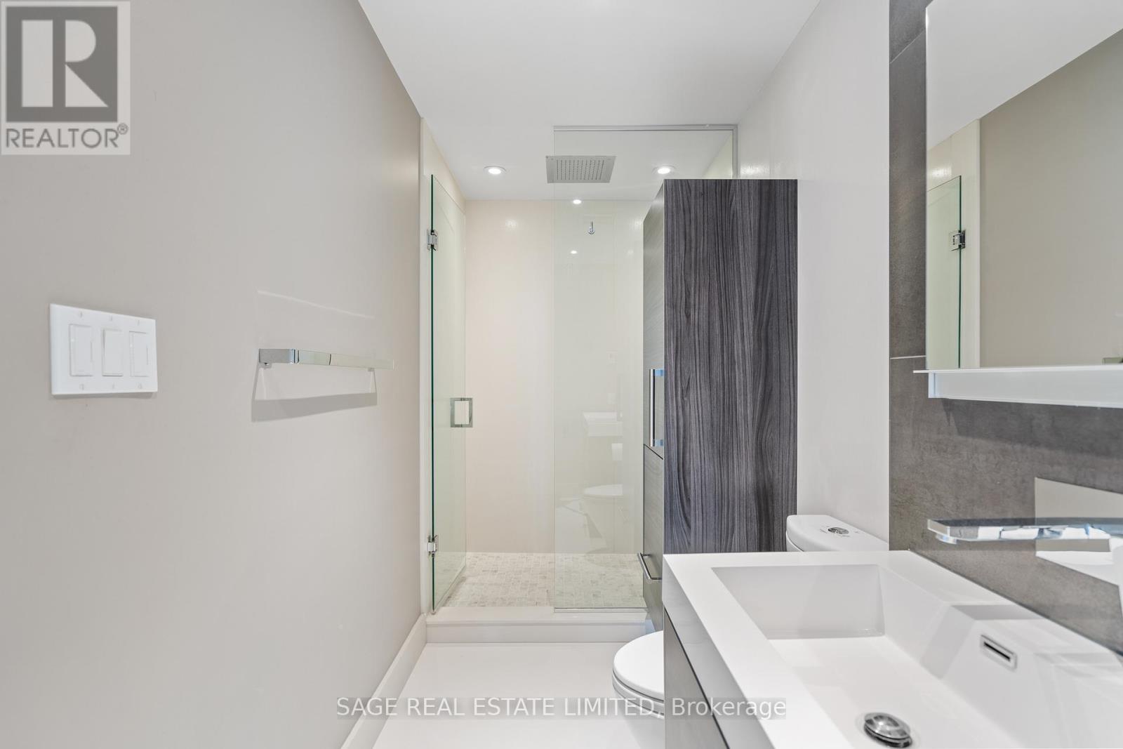Photo 21 of Lph 8 410 Queens Quay W, Toronto ON