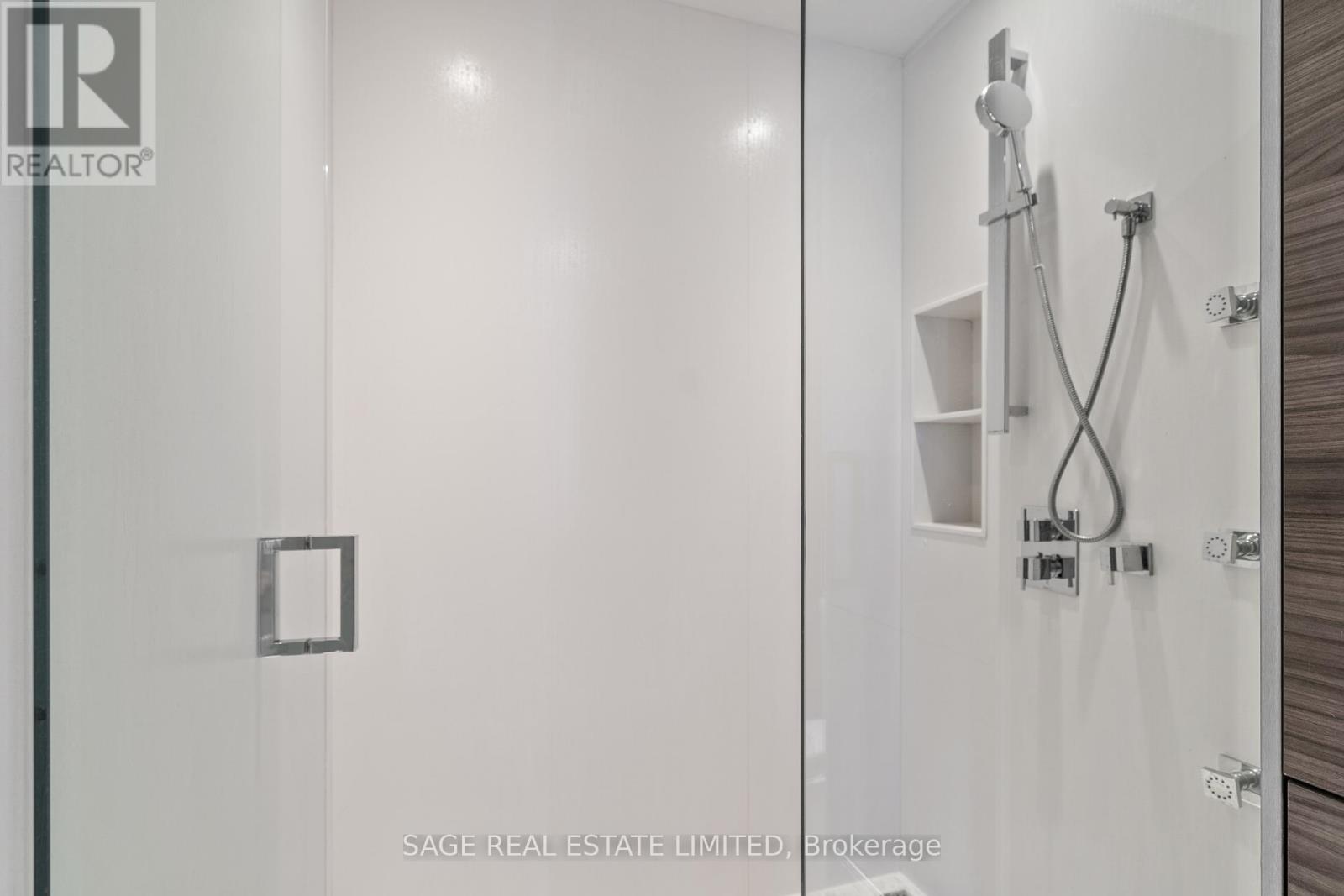 Photo 25 of Lph 8 410 Queens Quay W, Toronto ON