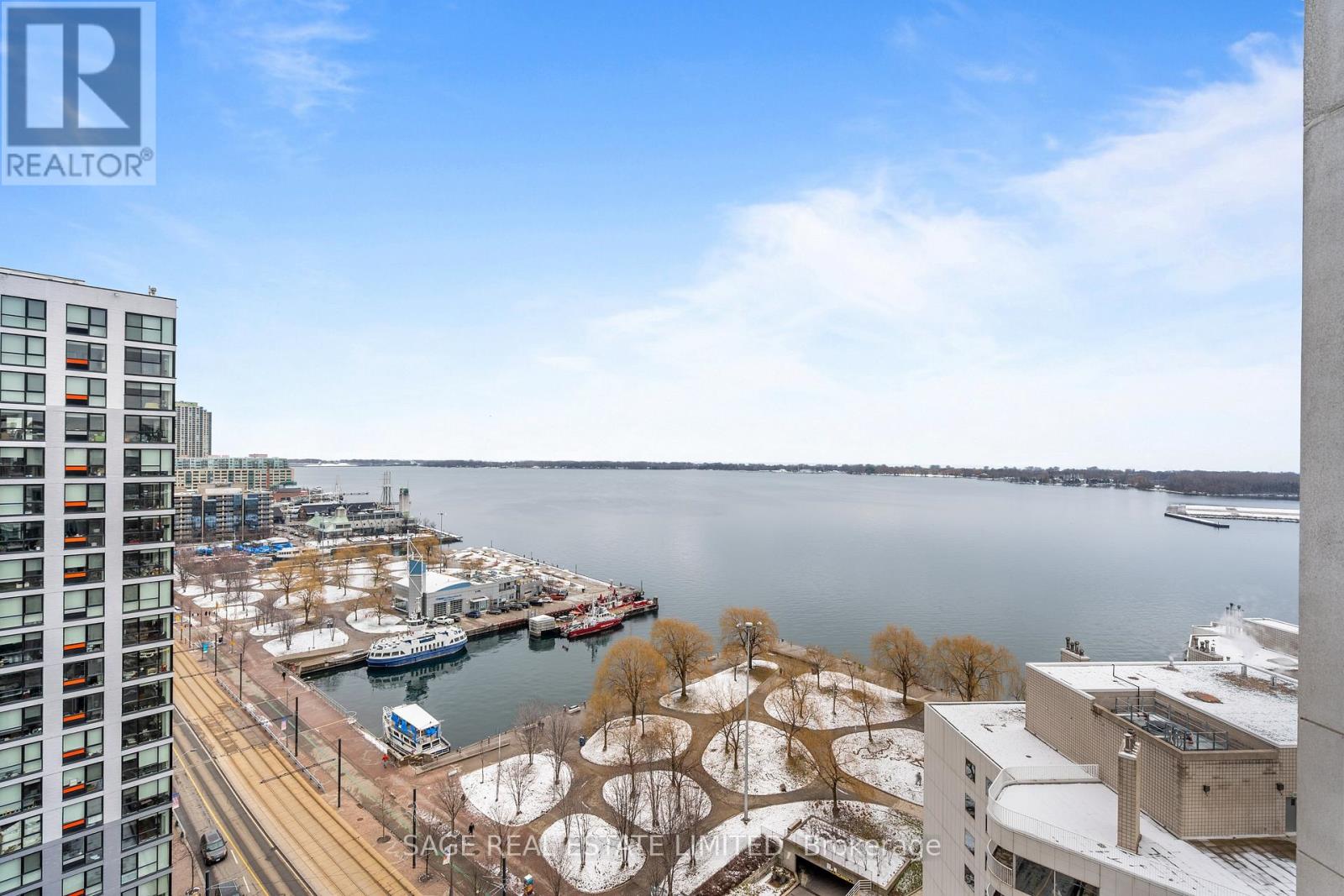 Photo 27 of Lph 8 410 Queens Quay W, Toronto ON