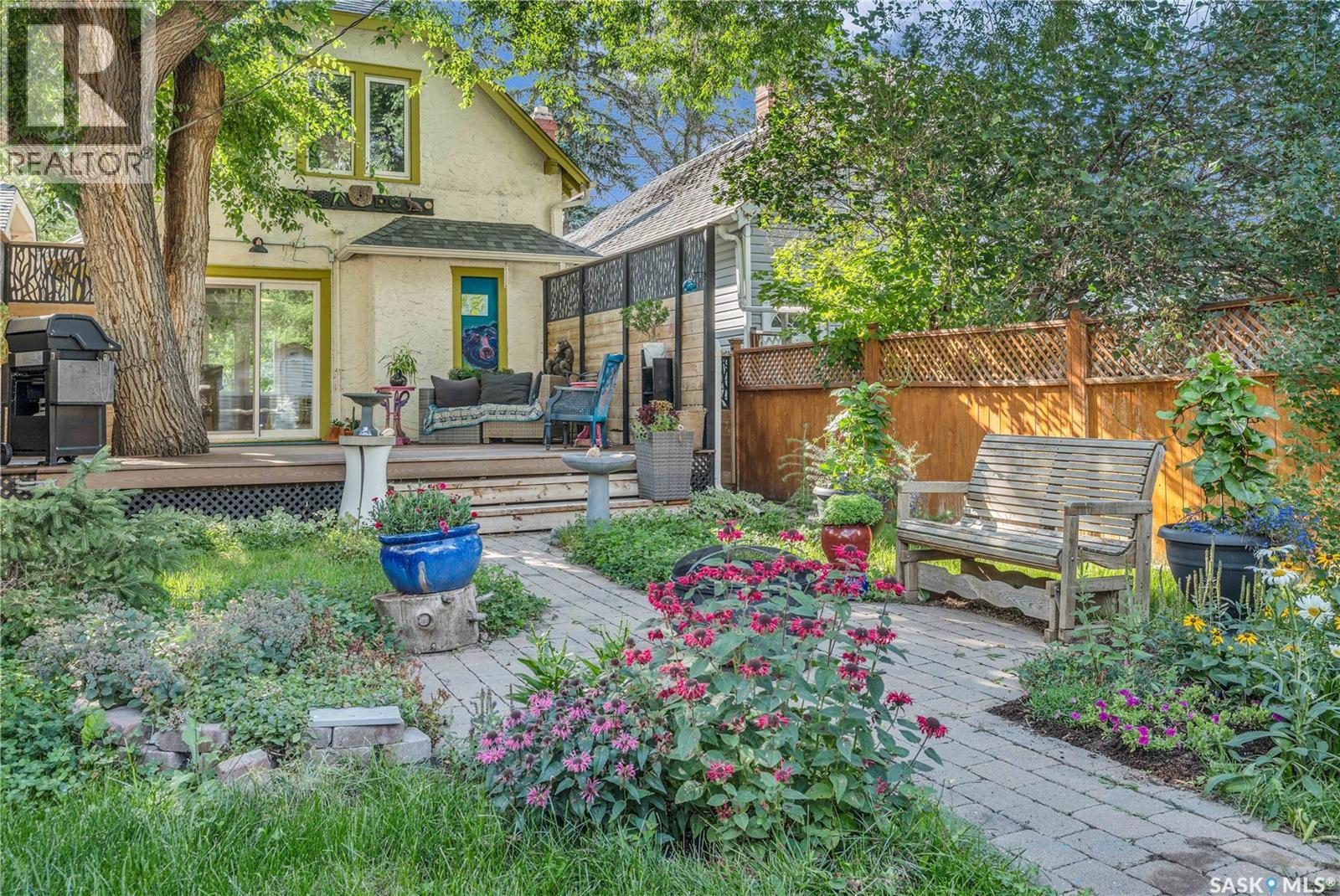Photo 48 of 2221 Princess Street, Regina SK