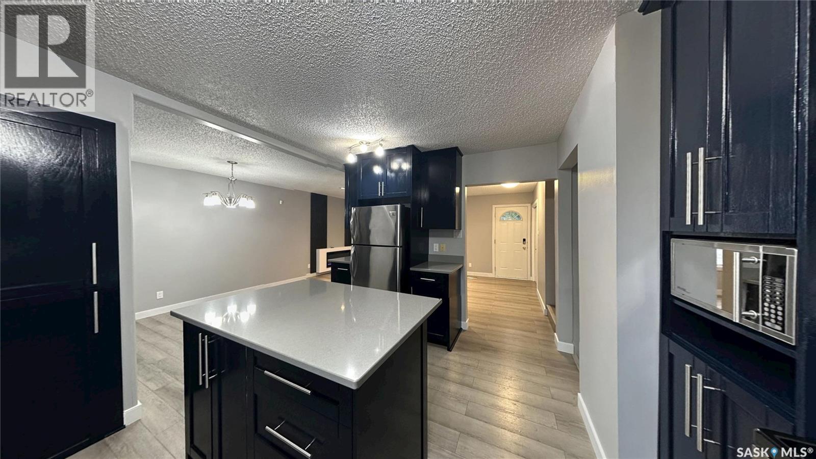 Photo 15 of 201 Haviland Crescent, Saskatoon SK