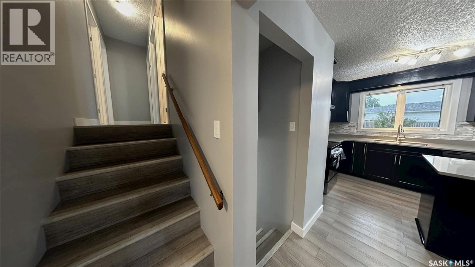Photo 18 of 201 Haviland Crescent, Saskatoon SK