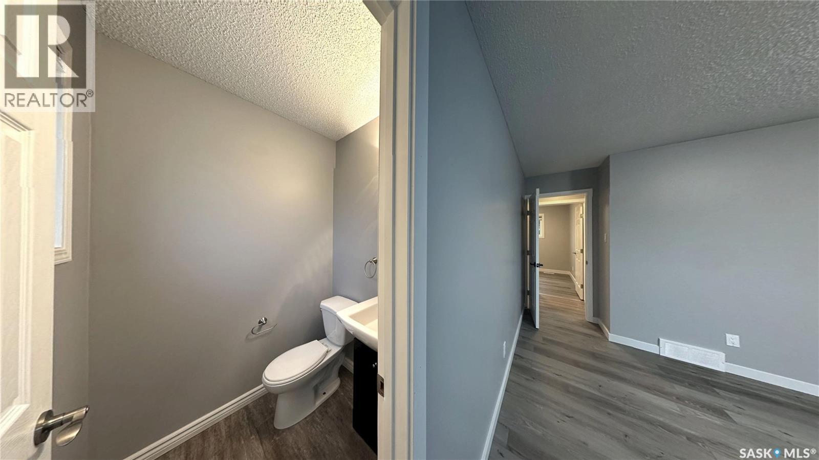 Photo 23 of 201 Haviland Crescent, Saskatoon SK