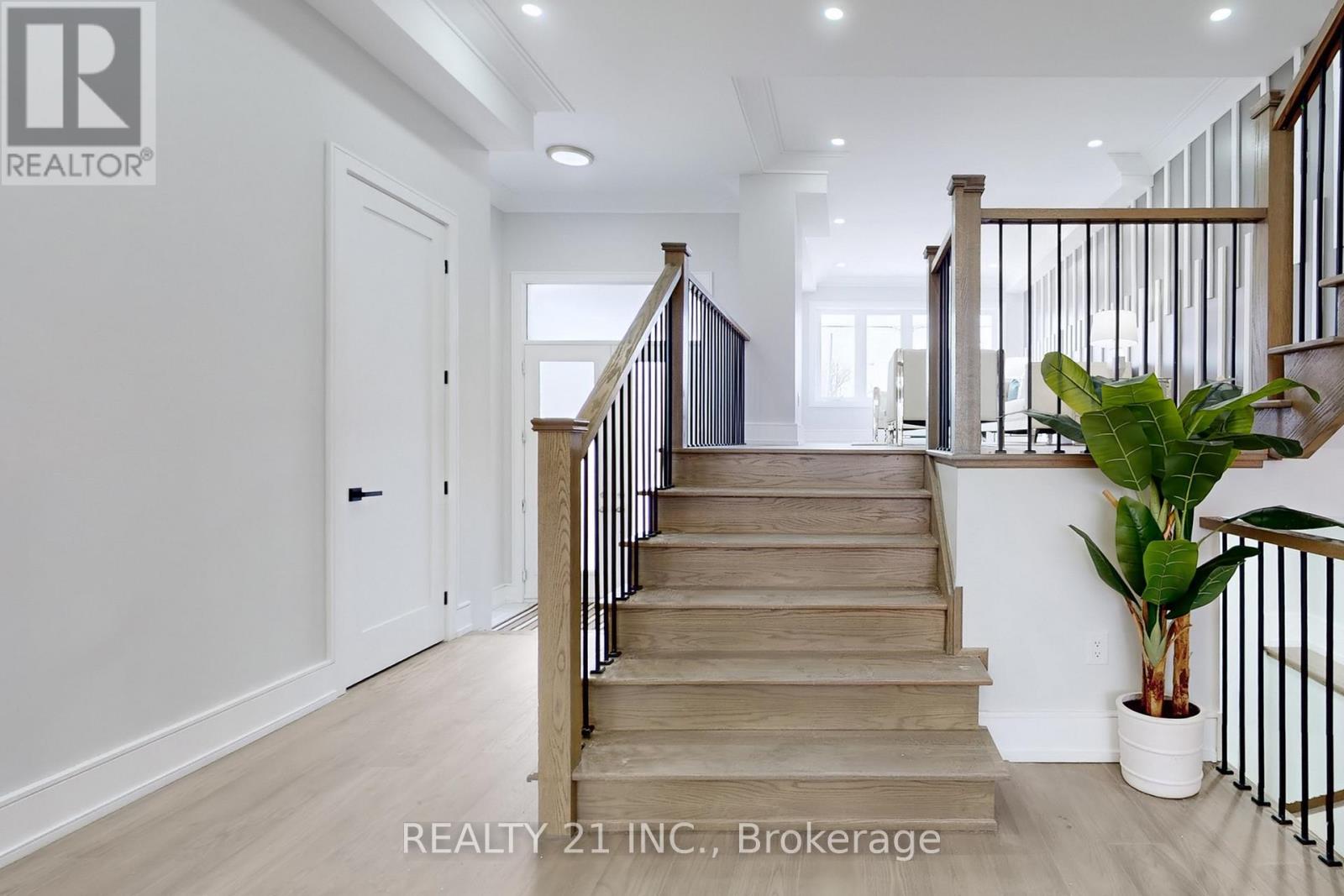 Photo 15 of 17 Malta Street, Toronto ON