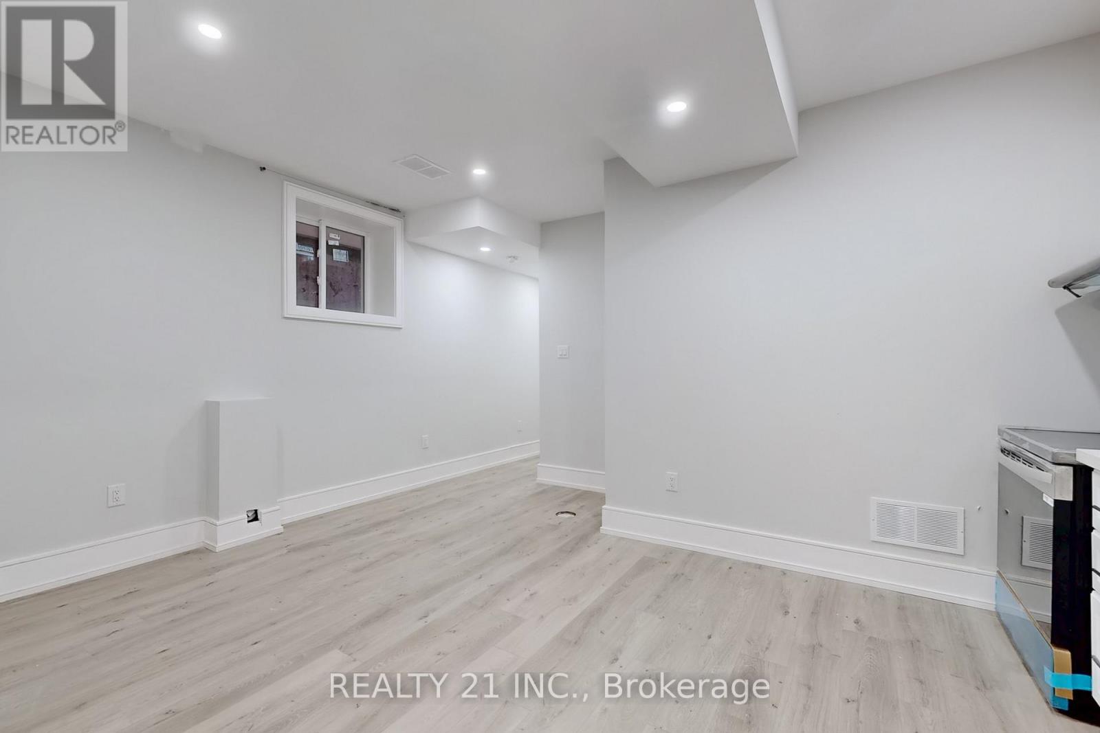 Photo 41 of 17 Malta Street, Toronto ON