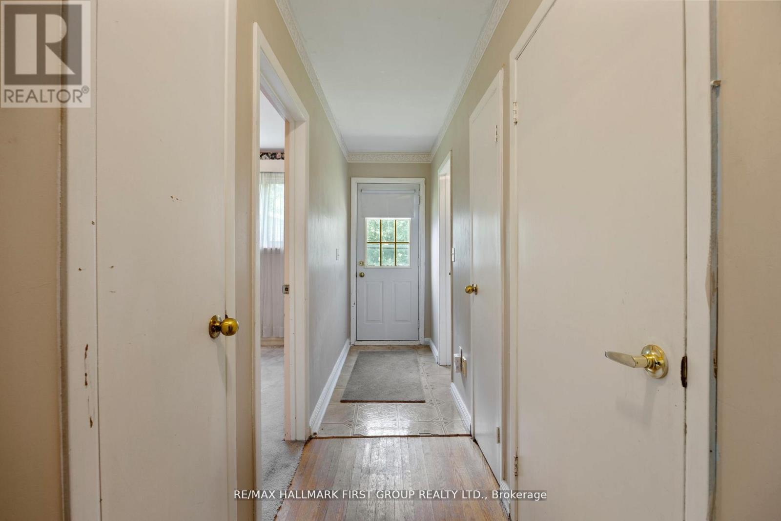 Photo 38 of 20 Lambard Crescent, Ajax ON