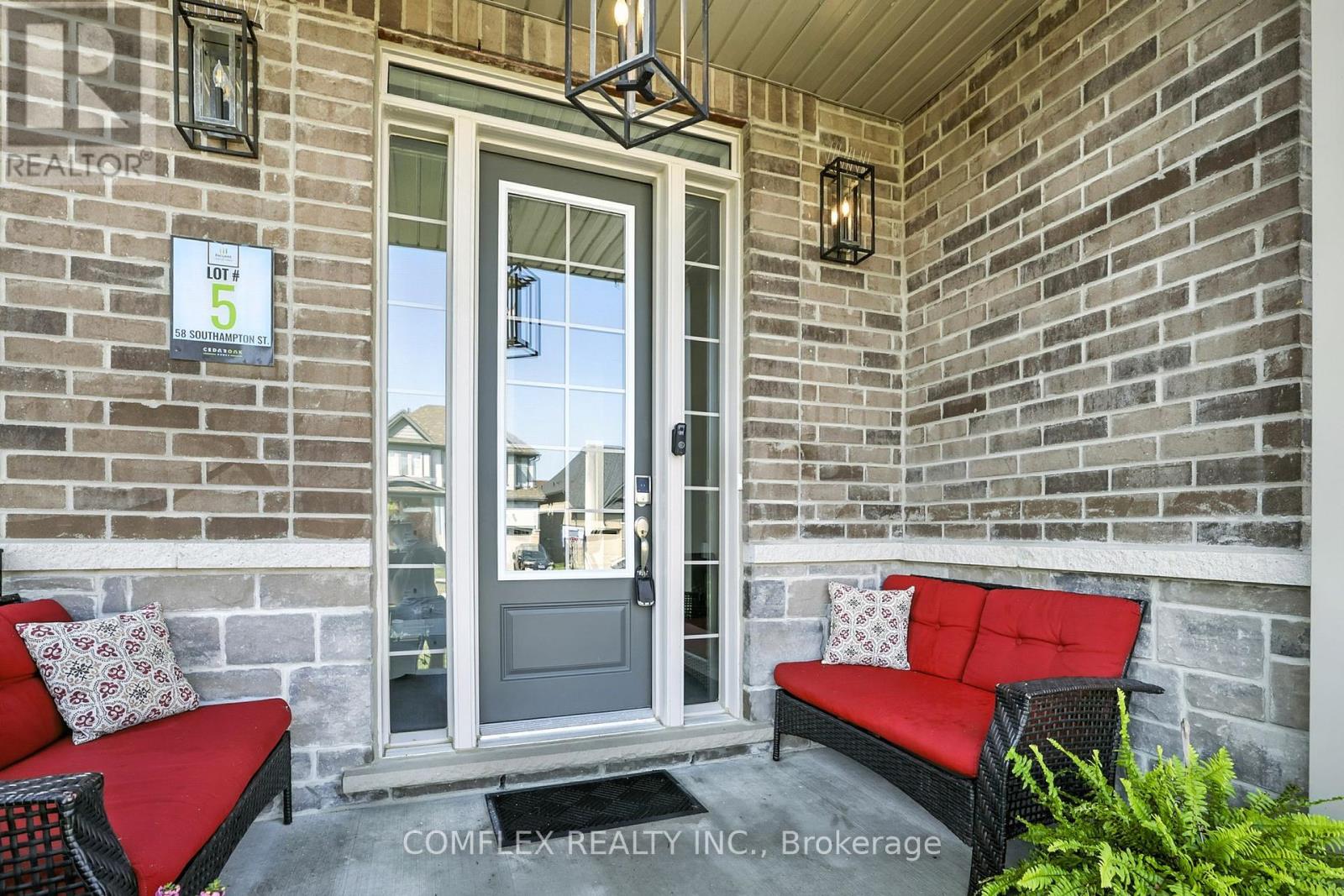 Photo 4 of 58 Southampton Street, Scugog ON