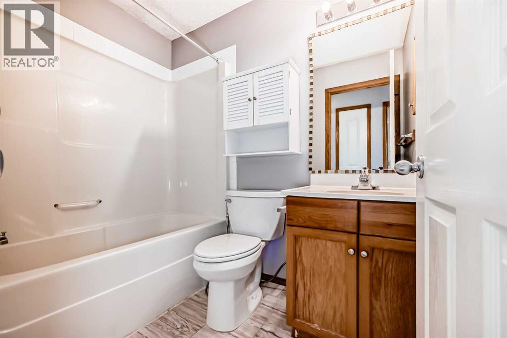 Single Family House 4 Level for Sale in  Taradale Drive NE Taradale Calgary 