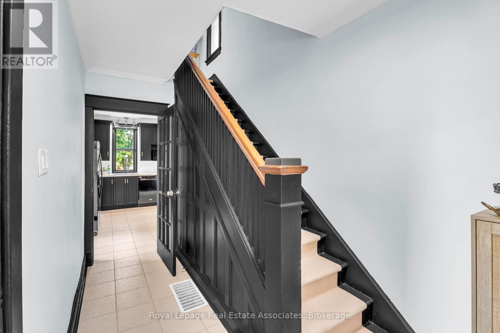 Photo 23 of 145 Margaret Street, Essa ON