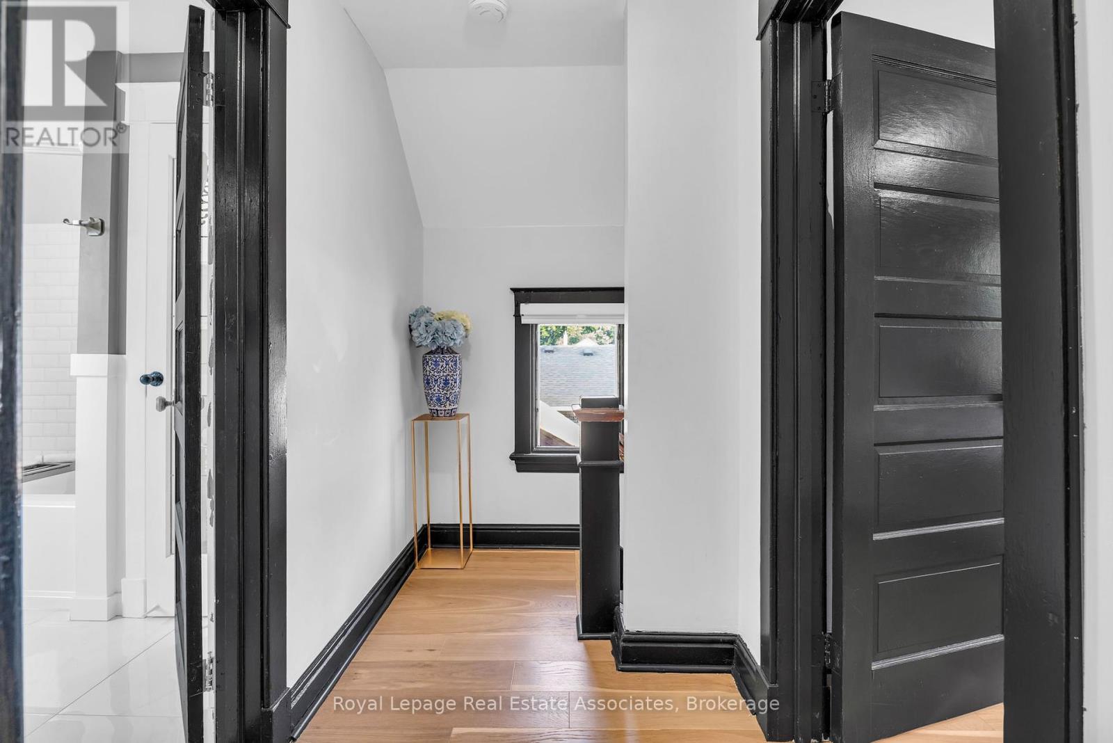 Photo 24 of 145 Margaret Street, Essa ON